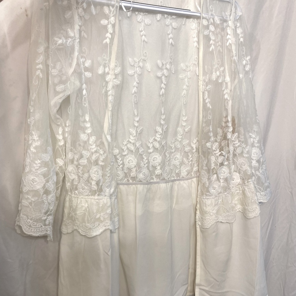 White lace kimono duster